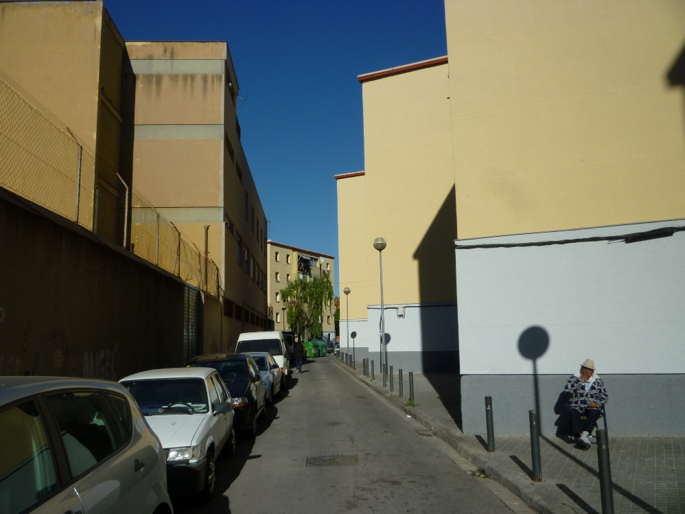 Carrer Cáceres, fora de l'àmbit del Pla d'enderroc Foto: Moisès Jordi